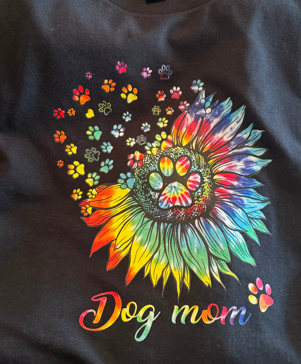 Dog Mom – Rainbow Sunflower Paw Print Graphic T-Shirt – Custom Apparel